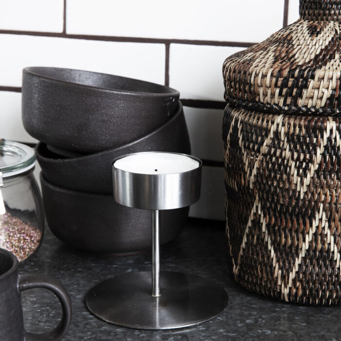 Kovový svícen Anit